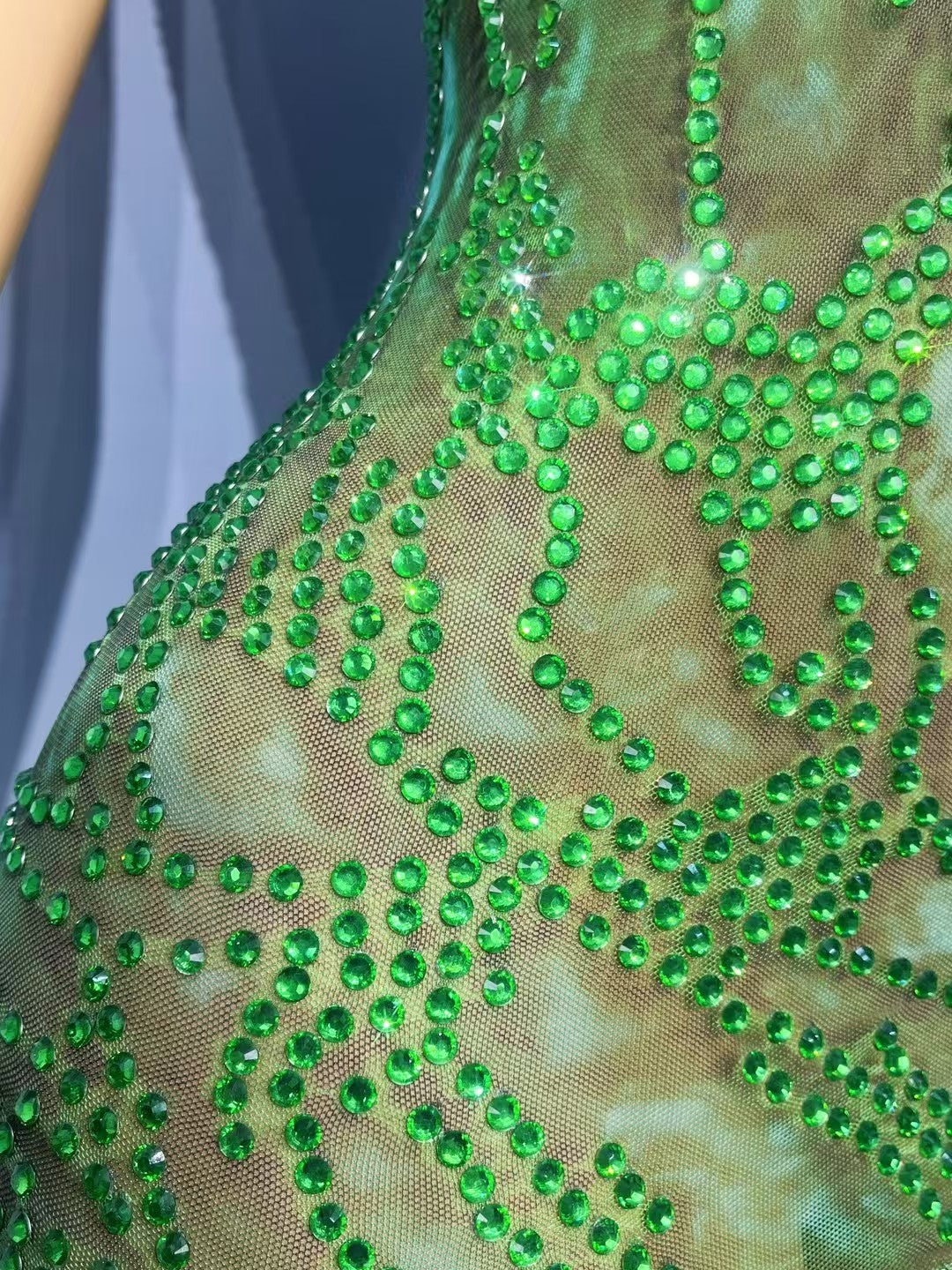 CELESINYI Anyinglv Crystal Emerald Mini Dress