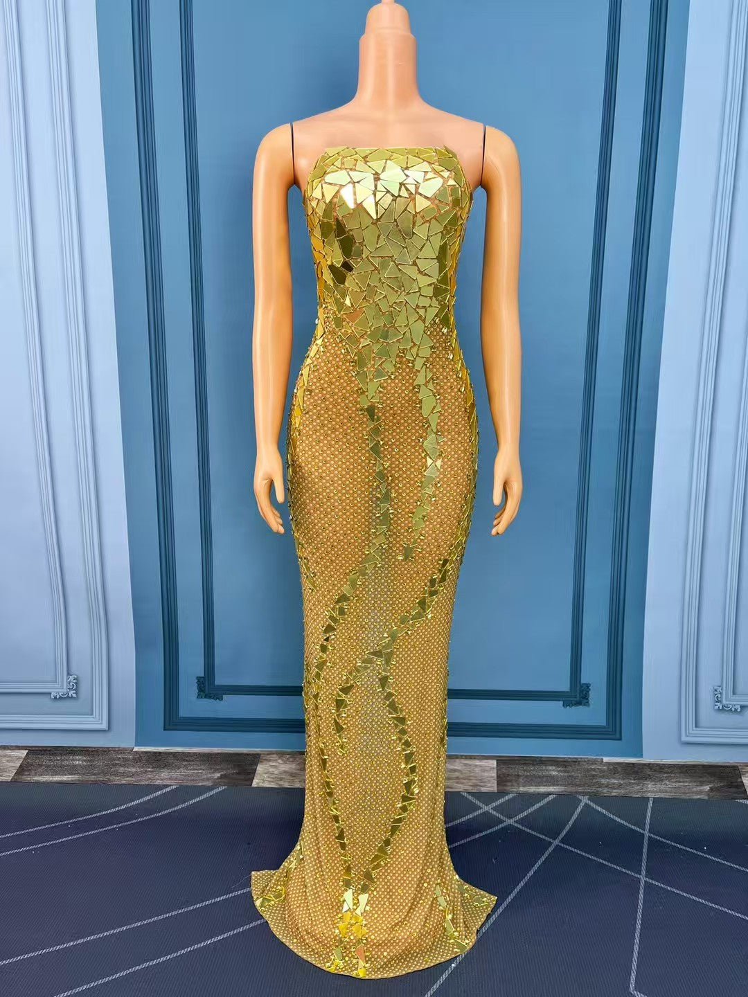 CELESINYI Kuishoujin Crystal Gold Gown
