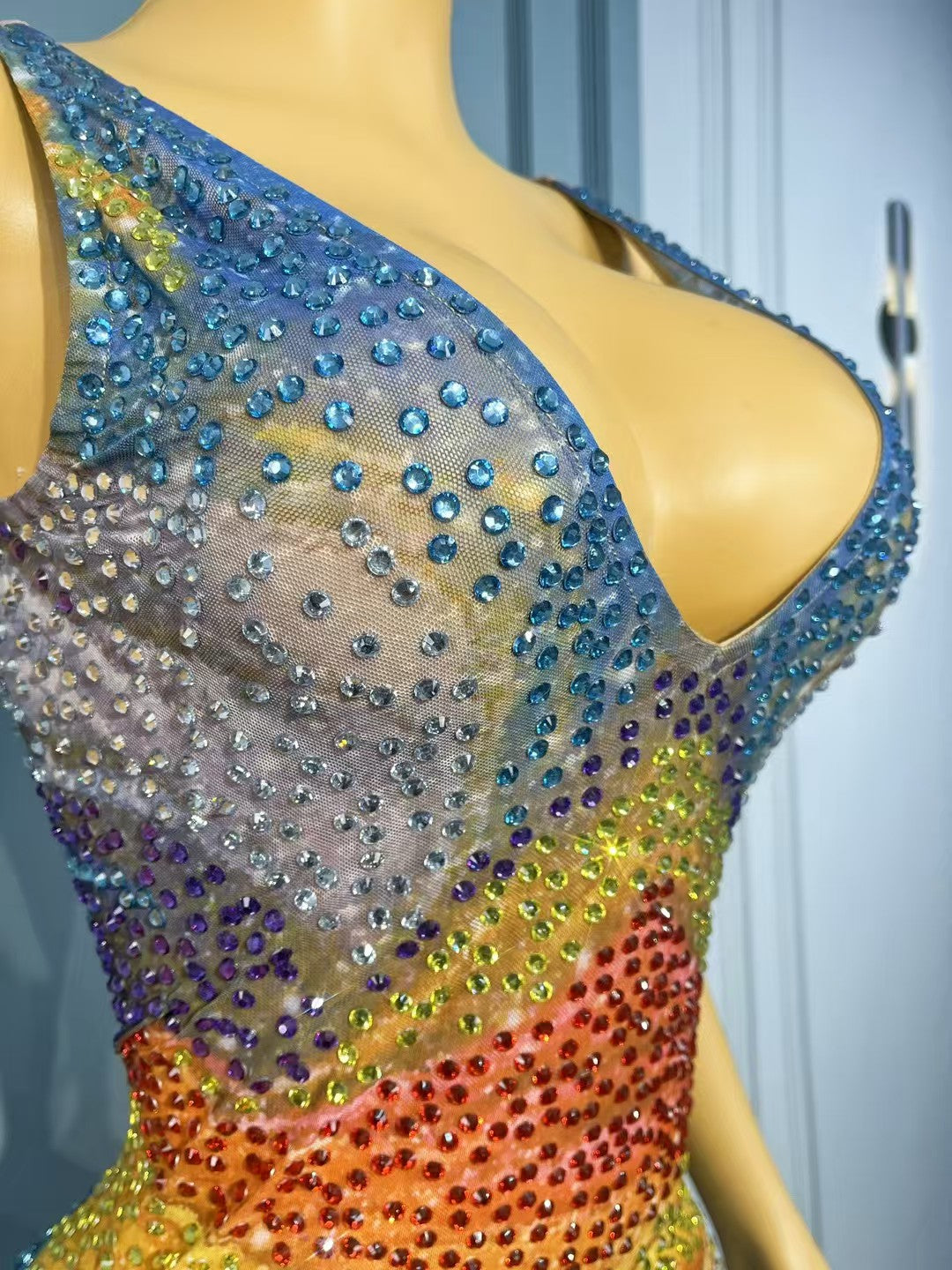 CELESINYI Qicaihe Crystal Rainbow Mini Dress