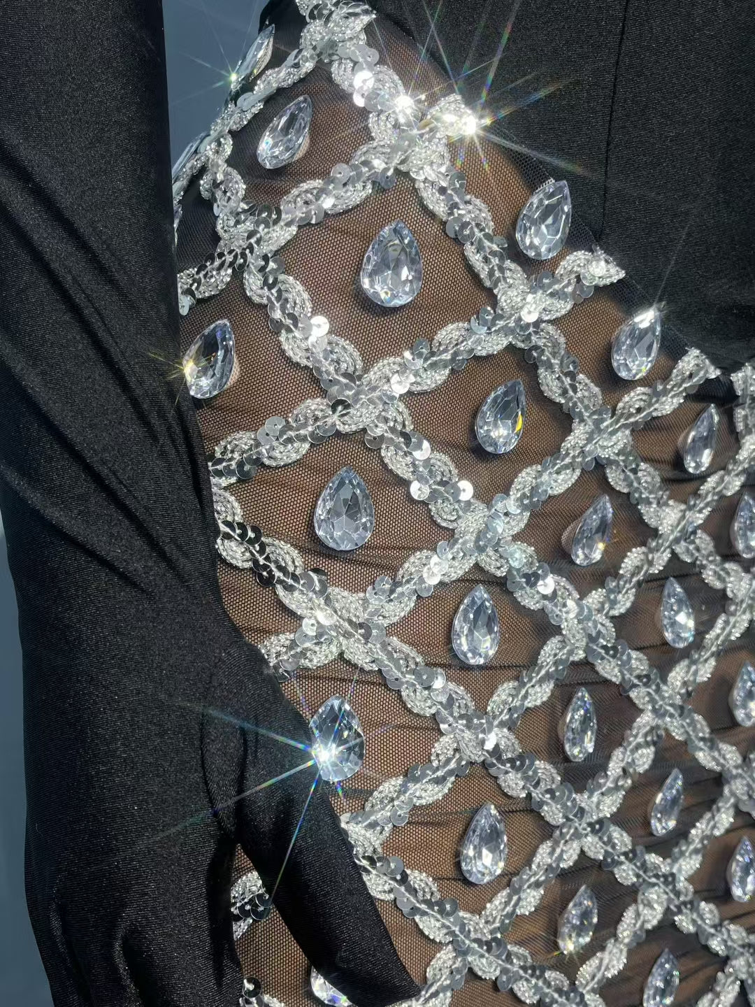 CELESINYI Heben Crystal Glove Mermaid Gown