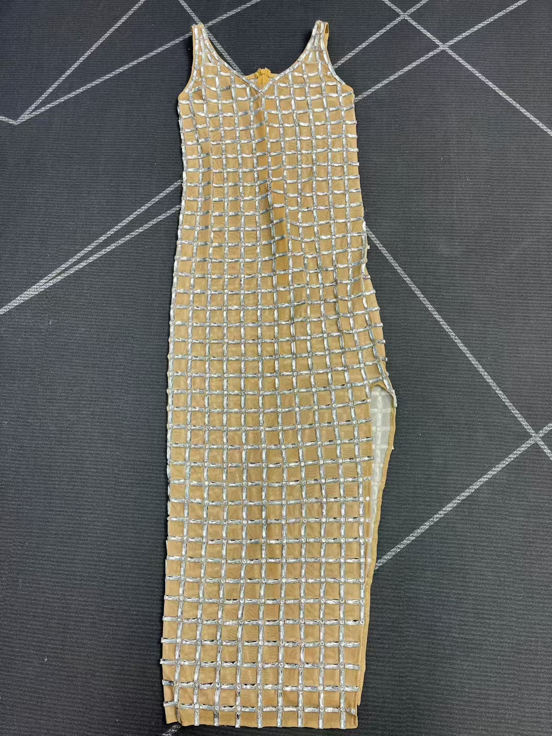 CELESINYI Duanshutiao Crystal Checker Midi Dress