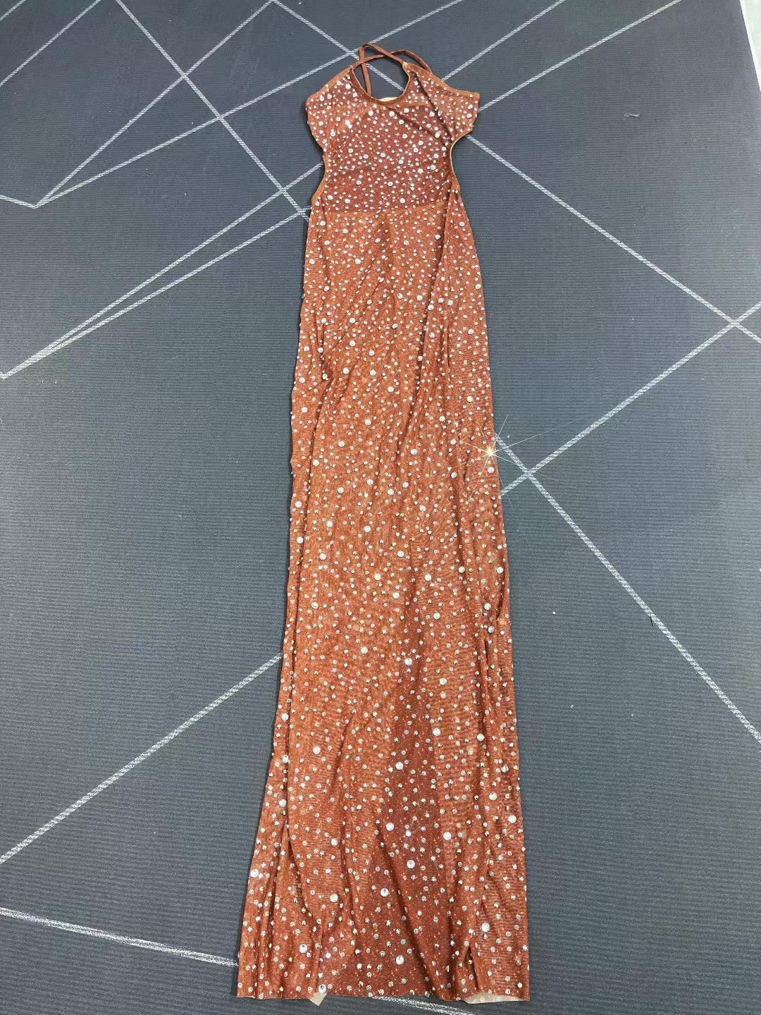 CELESINYI Dadihong Crystal Copper Gown