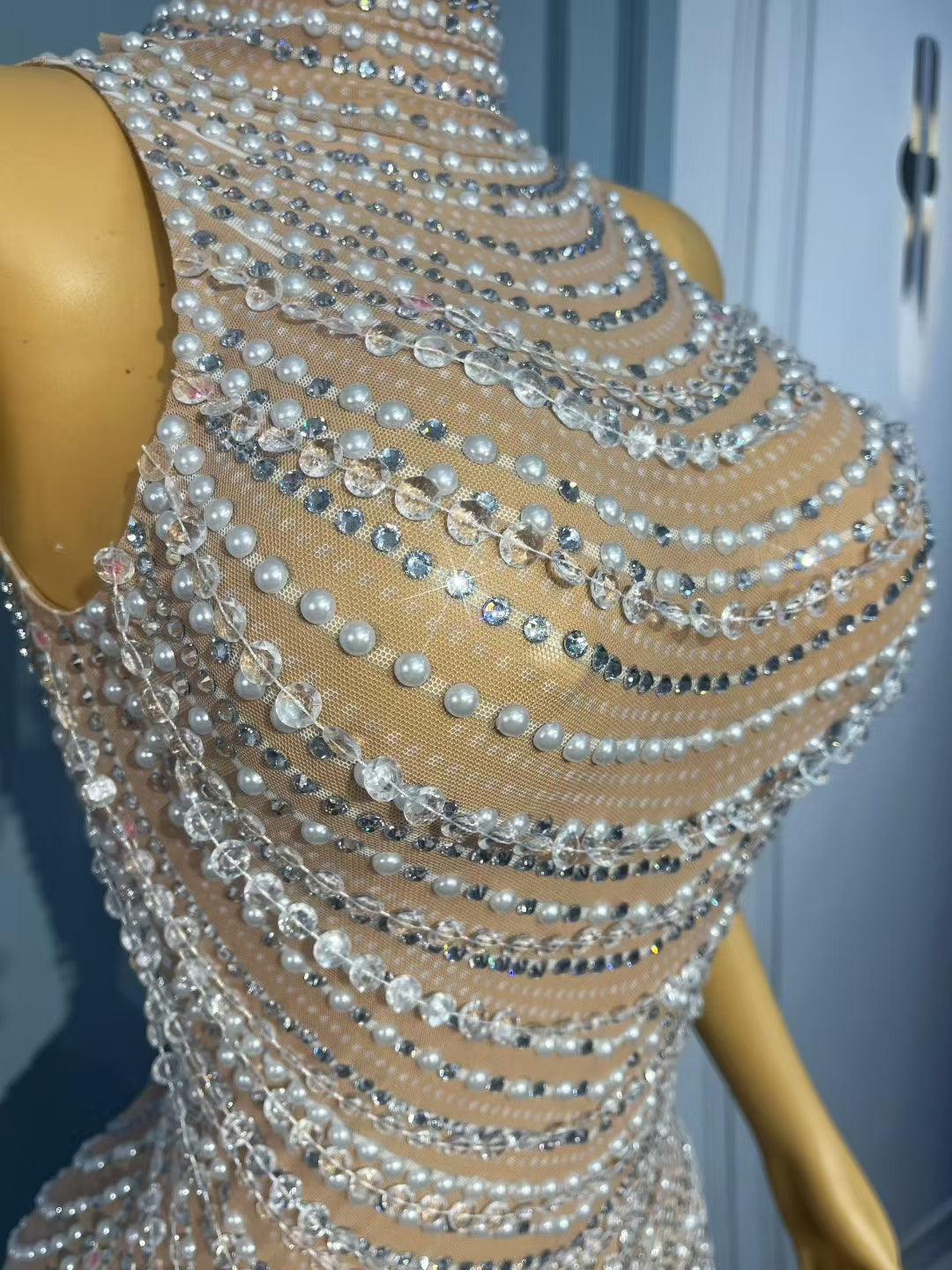 CELESINYI Canyong Crystal Pearl Gown