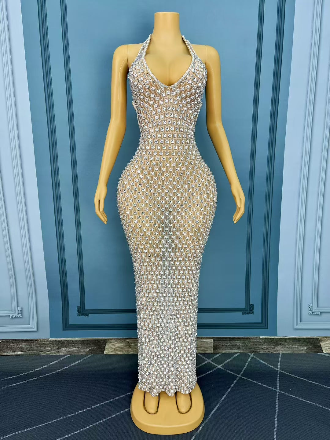 CELESINYI Pailian Crystal Grid Gown