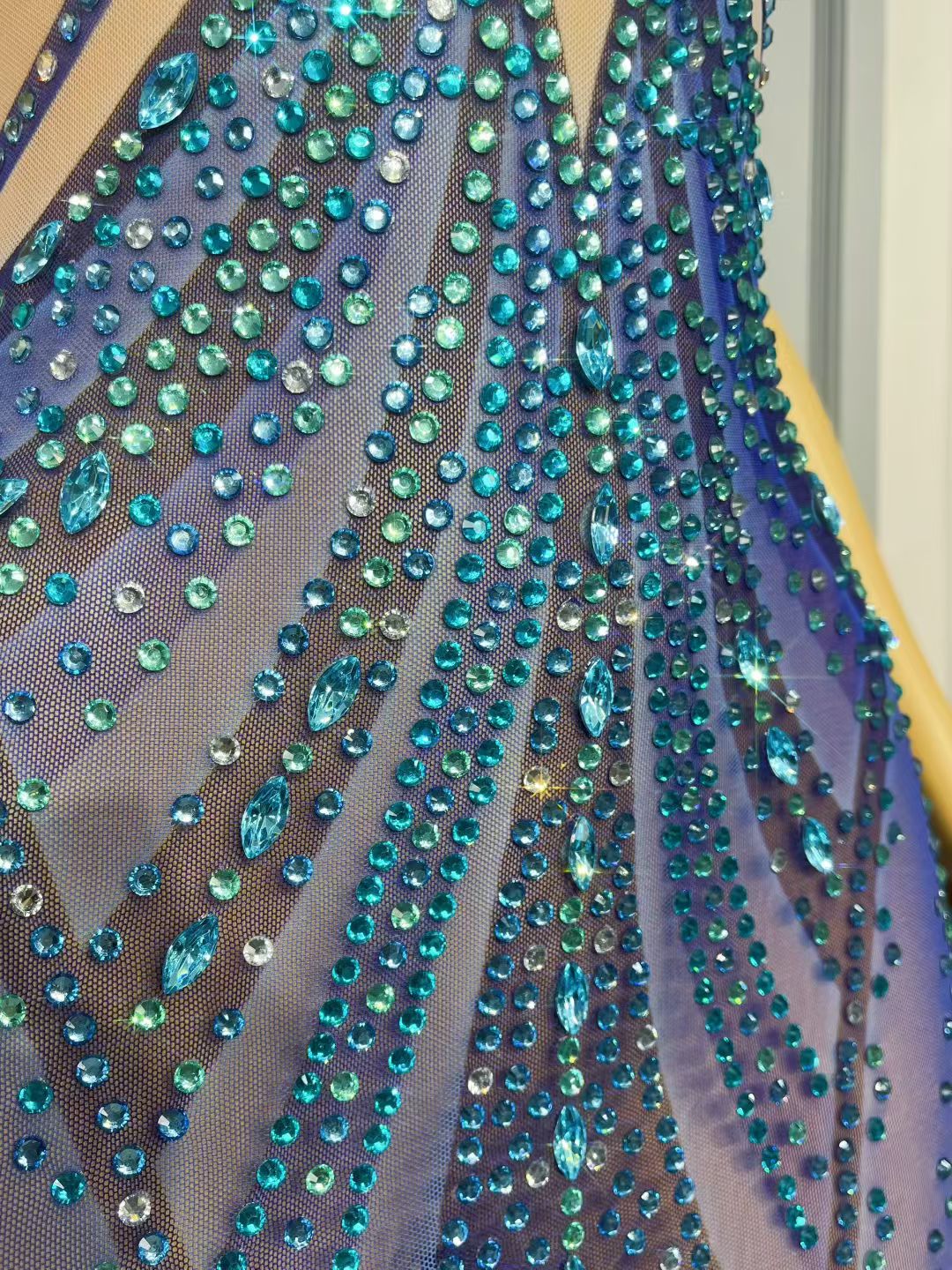 CELESINYI Lanjingling Crystal Butterfly Mermaid Gown