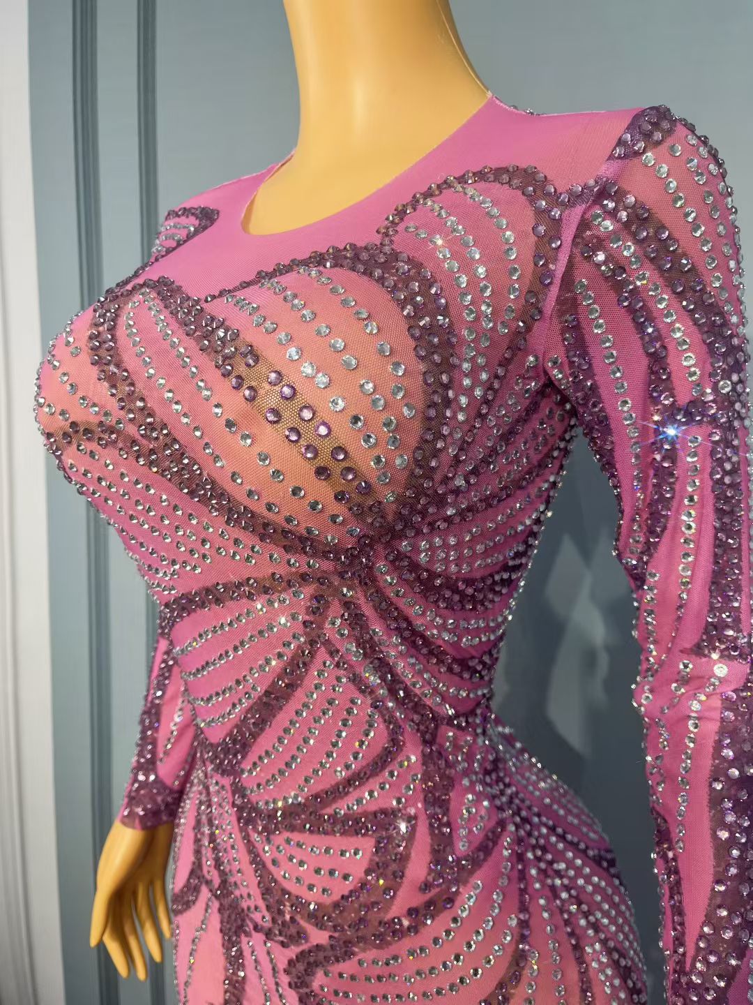 CELESINYI Ziban Crystal Butterfly Gown