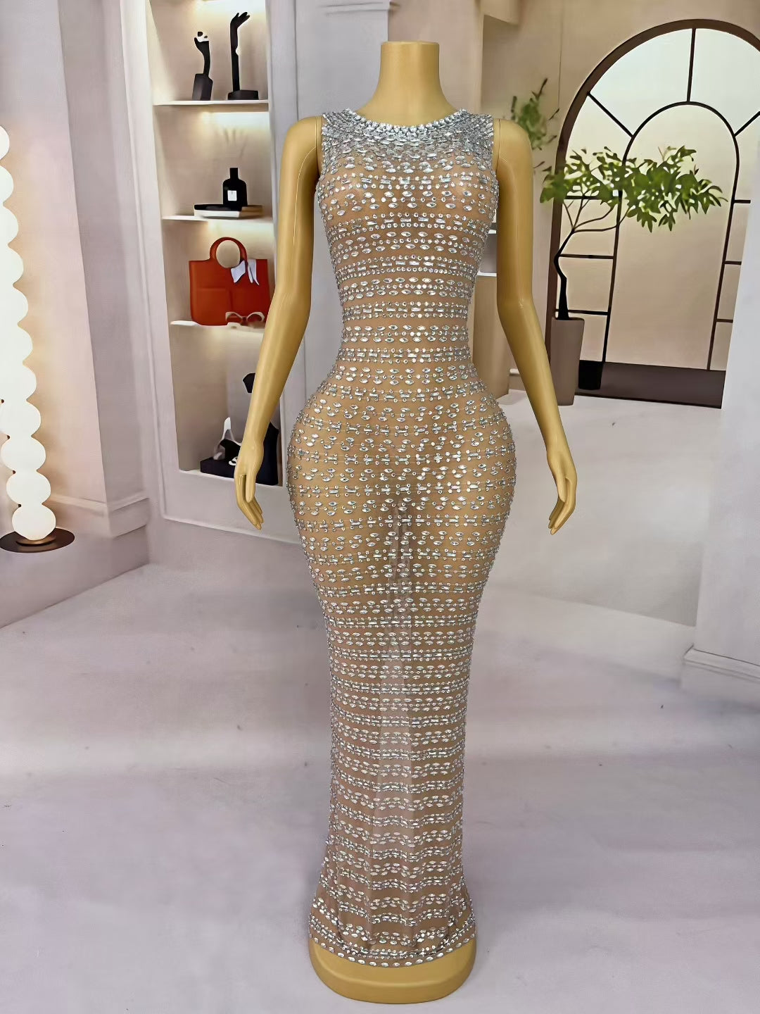 CELESINYI Gangsiqiu Crystal Silver Line Gown