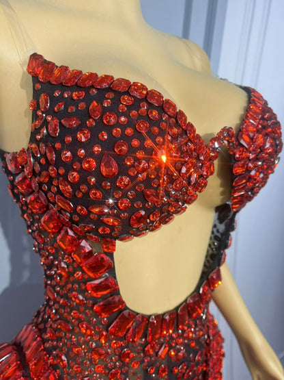 Hongguan Hollow-out Red Diamonds Long Prom Dresses