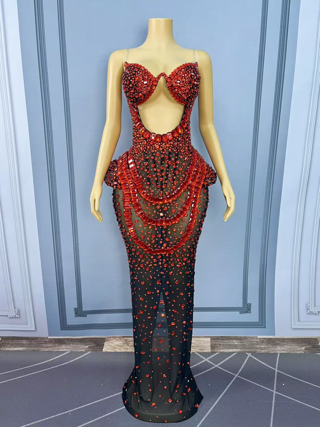 Hongguan Hollow-out Red Diamonds Long Prom Dresses