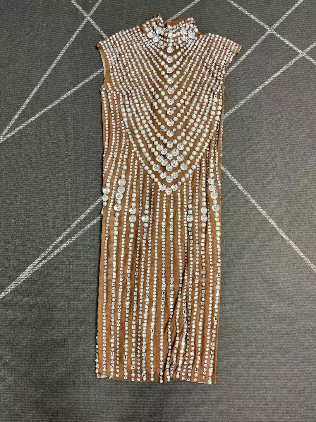 Zhenzhuwang Pearl Diamond Striped Sleeveless Mini Dress