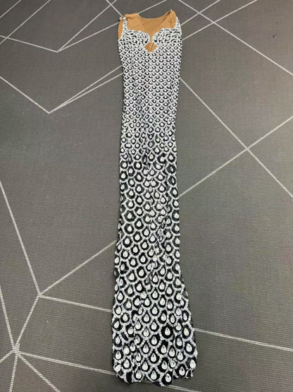 Yuquan Raindrop Diamond and Floor-Length Dress