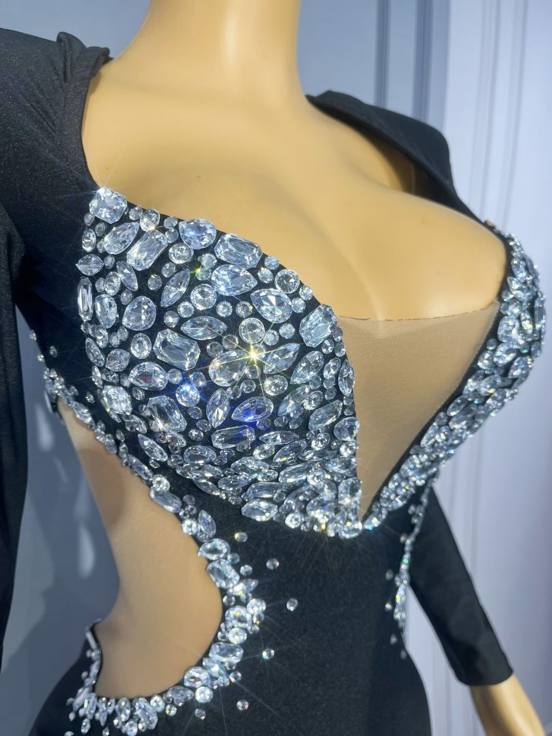 Wuyu Shoulder-padded Mermaid Dress with Openwork Detailing and High Slit