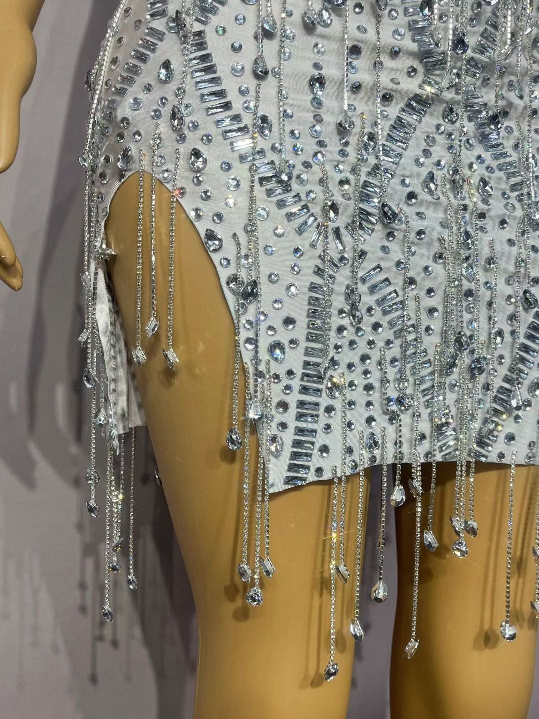 CELESINYI Caodi Crystal White Fringe Set
