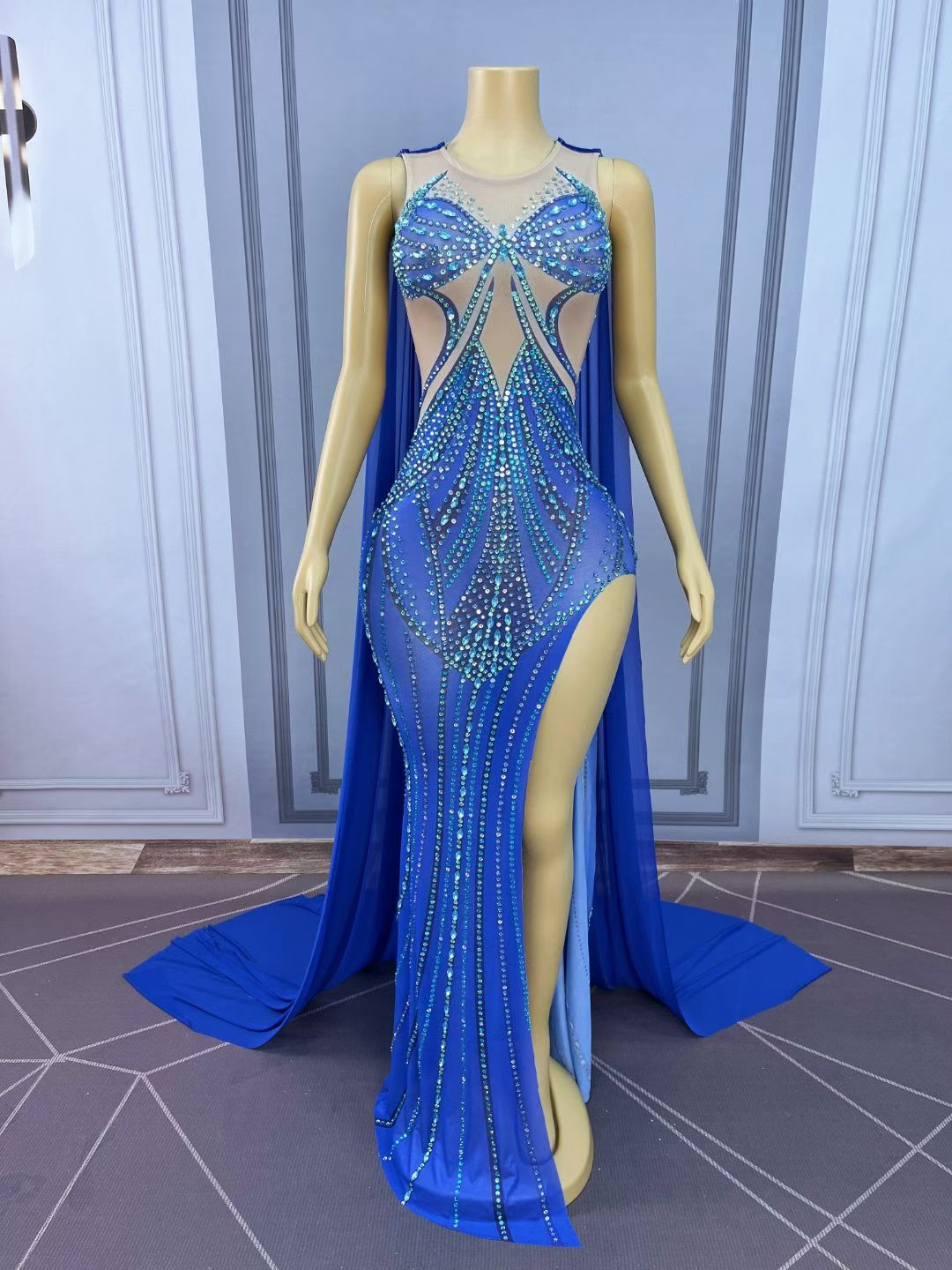 CELESINYI Lanjingling Crystal Cape Gown