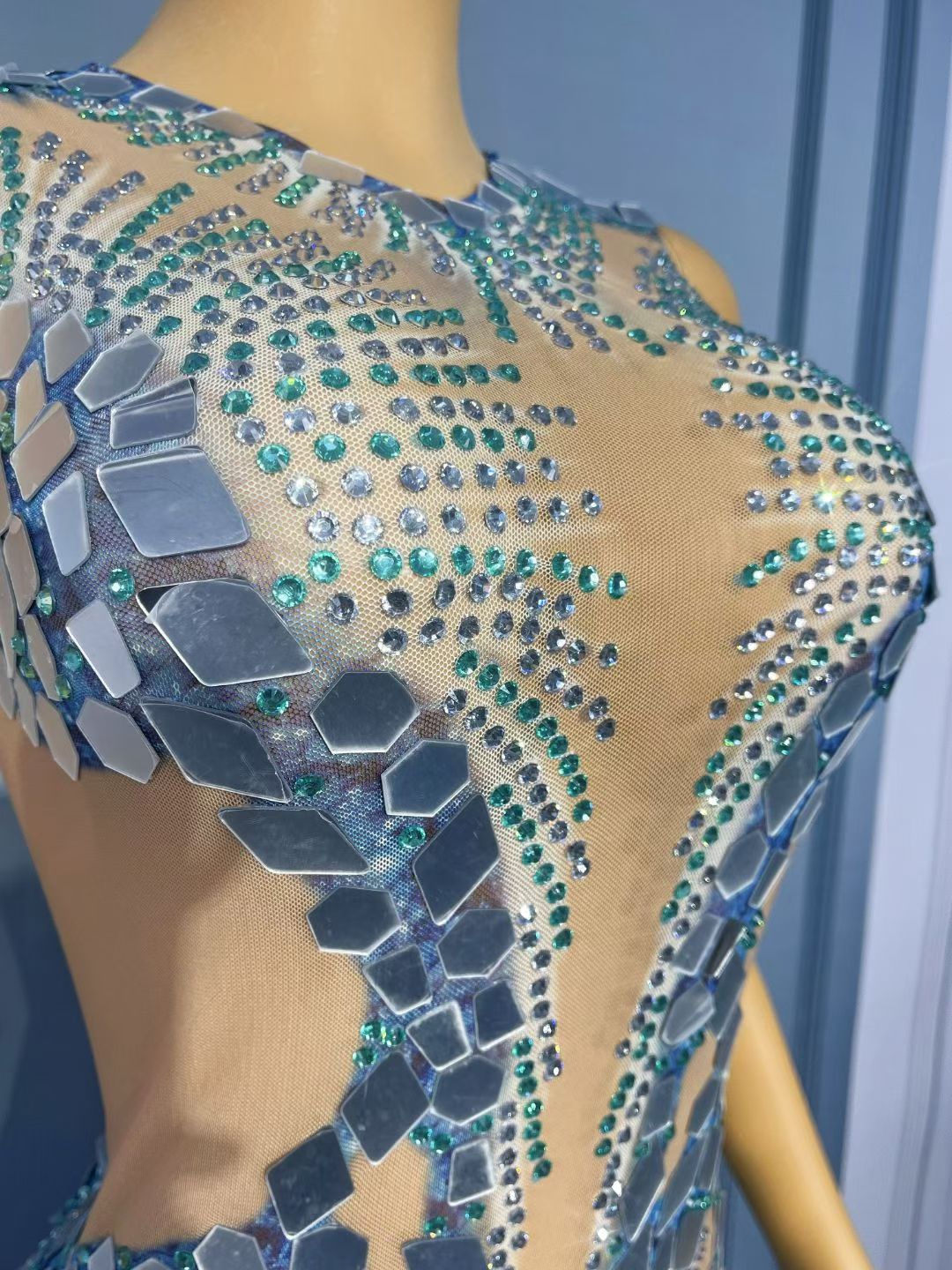 CELESINYI Shuilanhua Crystal Mirror Gown