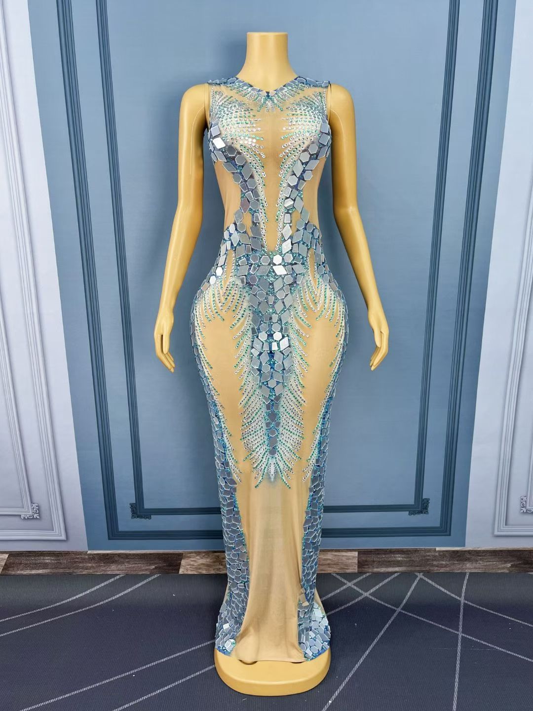 CELESINYI Shuilanhua Crystal Mirror Gown