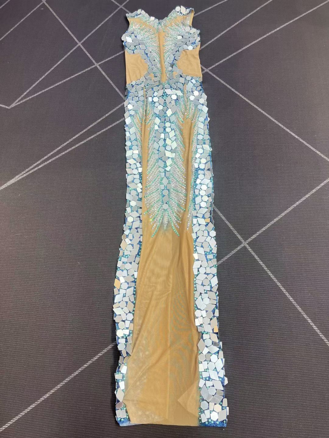 CELESINYI Shuilanhua Crystal Mirror Gown