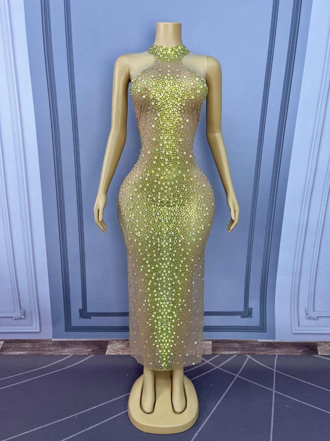 CELESINYI Jianbian Crystal Yellow Naked Gown