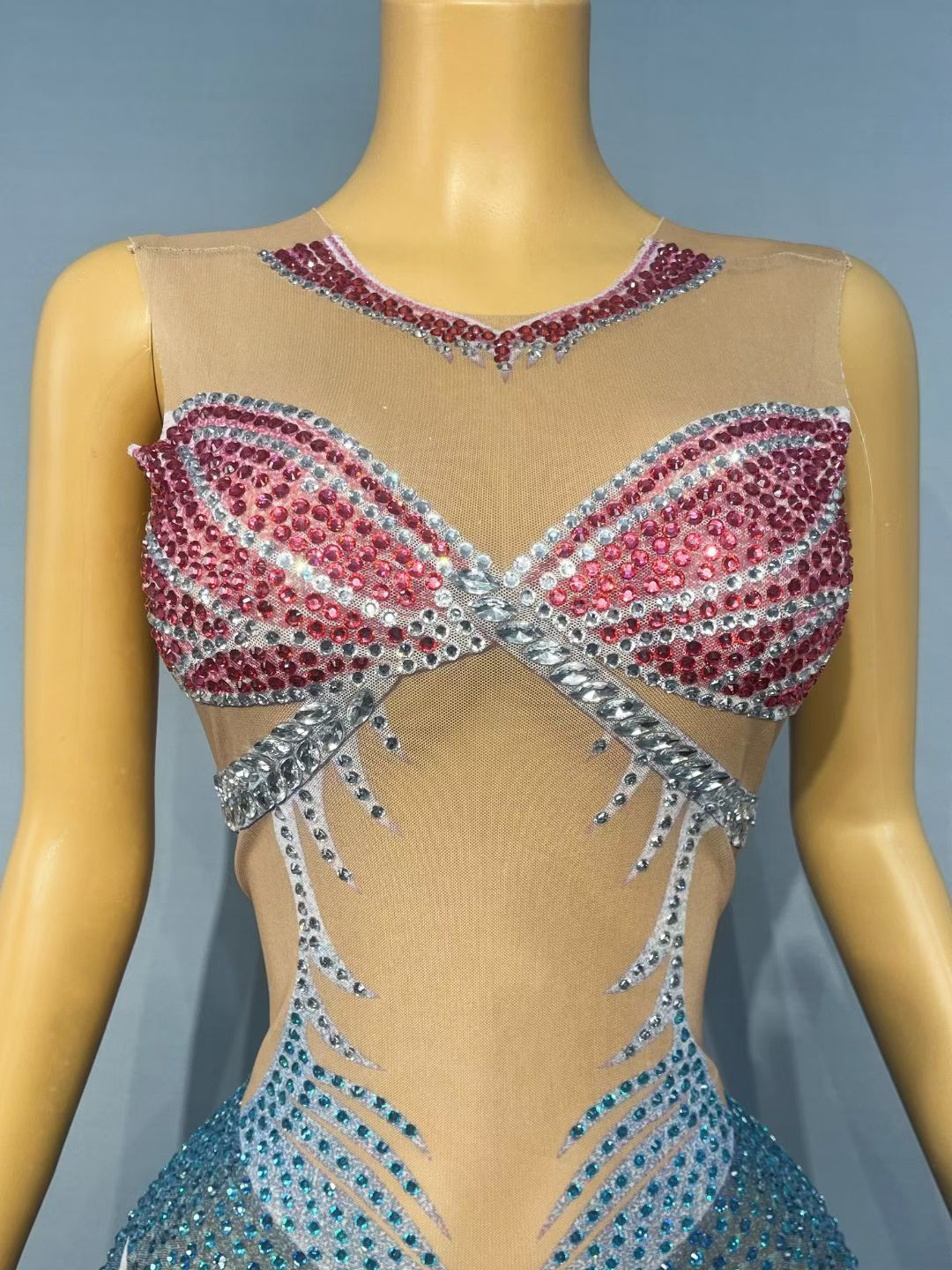 CELESINYI Lancaoyu Crystal Butterfly Fish Gown