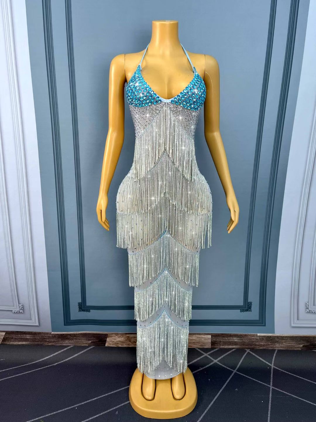 Liusuxing Blue Rhinestone Diamond Chain Strapless Dress