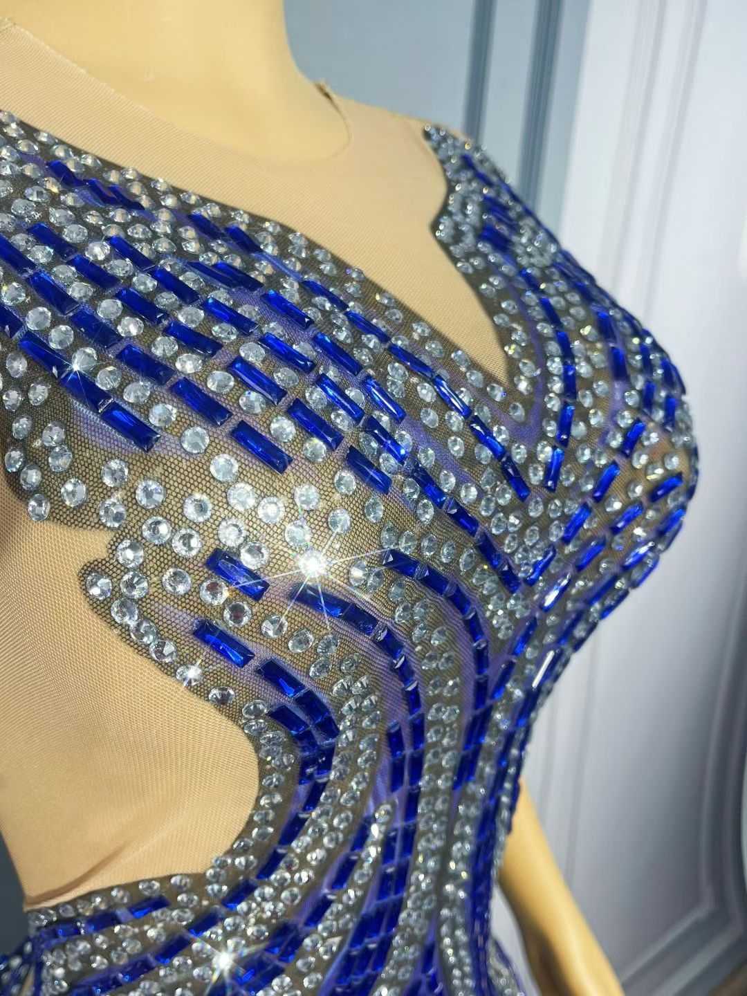 CELESINYI Yelan Crystal Royal Blue Bodycon Gown