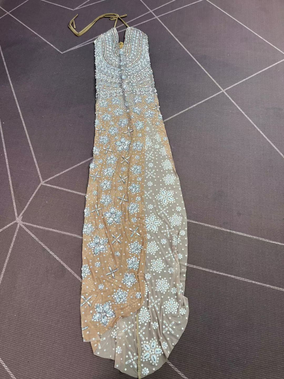 CELESINYI Xiaoxianghua Crystal Skin Silver Mermaid Gown