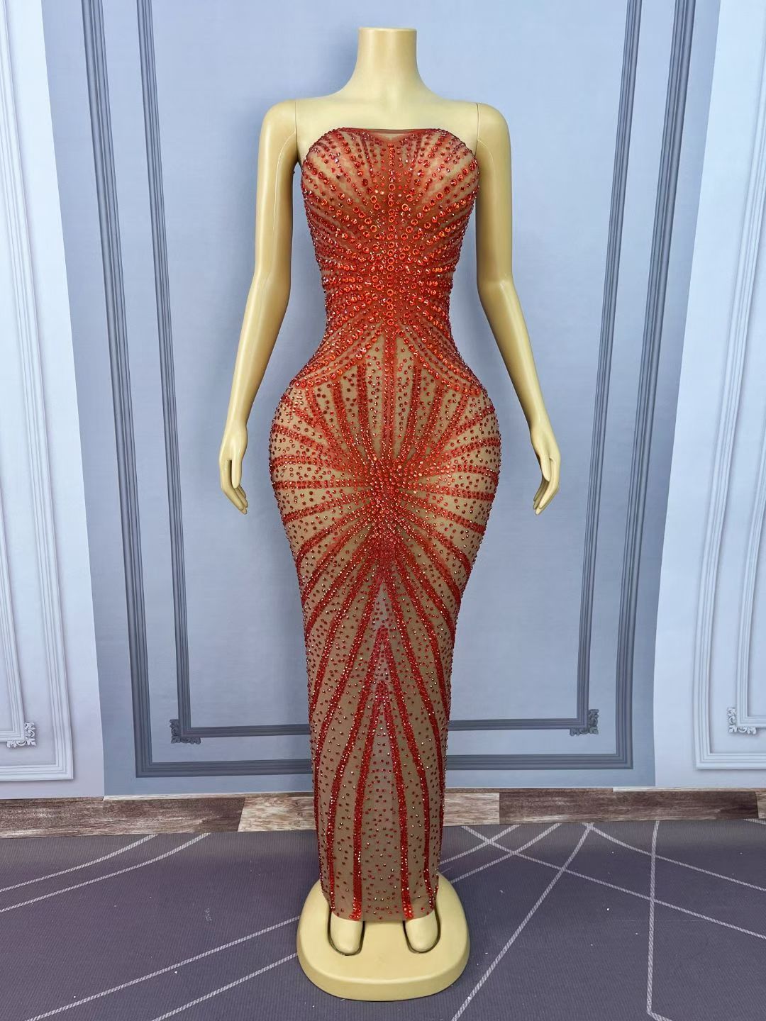CELESINYI Shuixiu Crystal Red Sunburst Gown