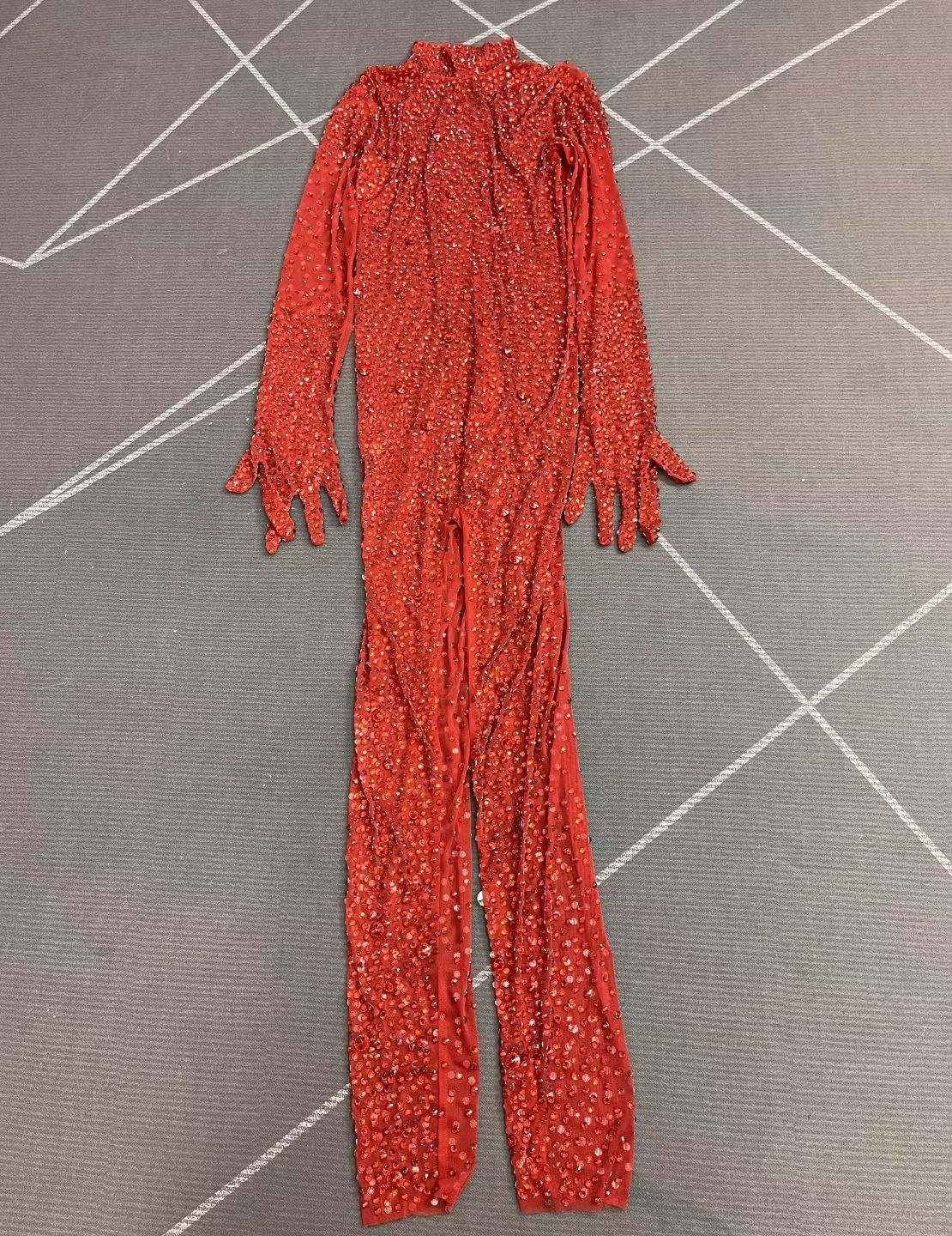 CELESINYI Shizuan Crystal Red Glove Jumpsuit