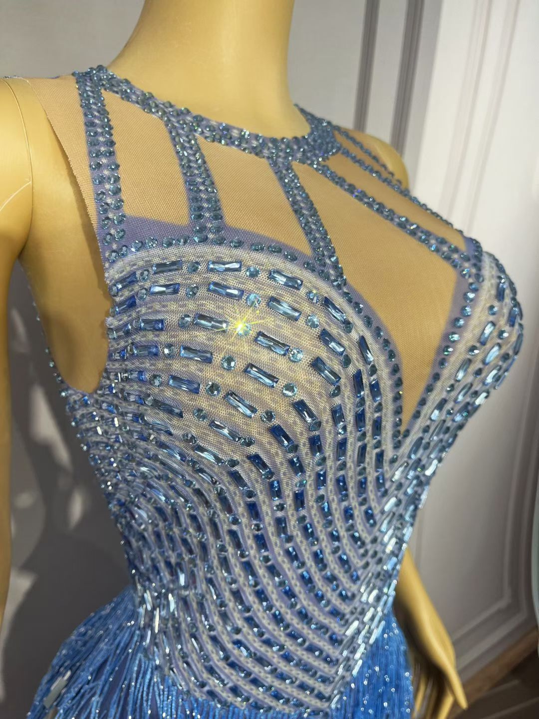 CELESINYI Piaoliu Crystal Blue Fringe Gown