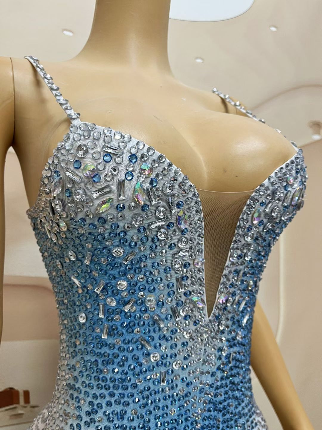 CELESINYI Bingqilin Crystal Ice Cream Bodysuit