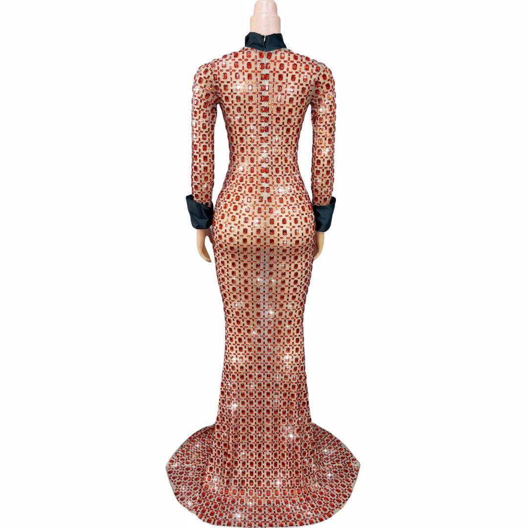 CELESINYI Luntaiyin Crystal Red Grid Gown