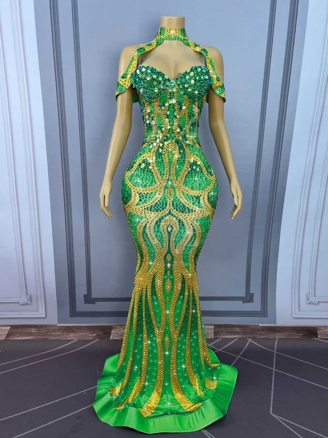 CELESINYI Moyulv Crystal Coral Mermaid Gown (Green)