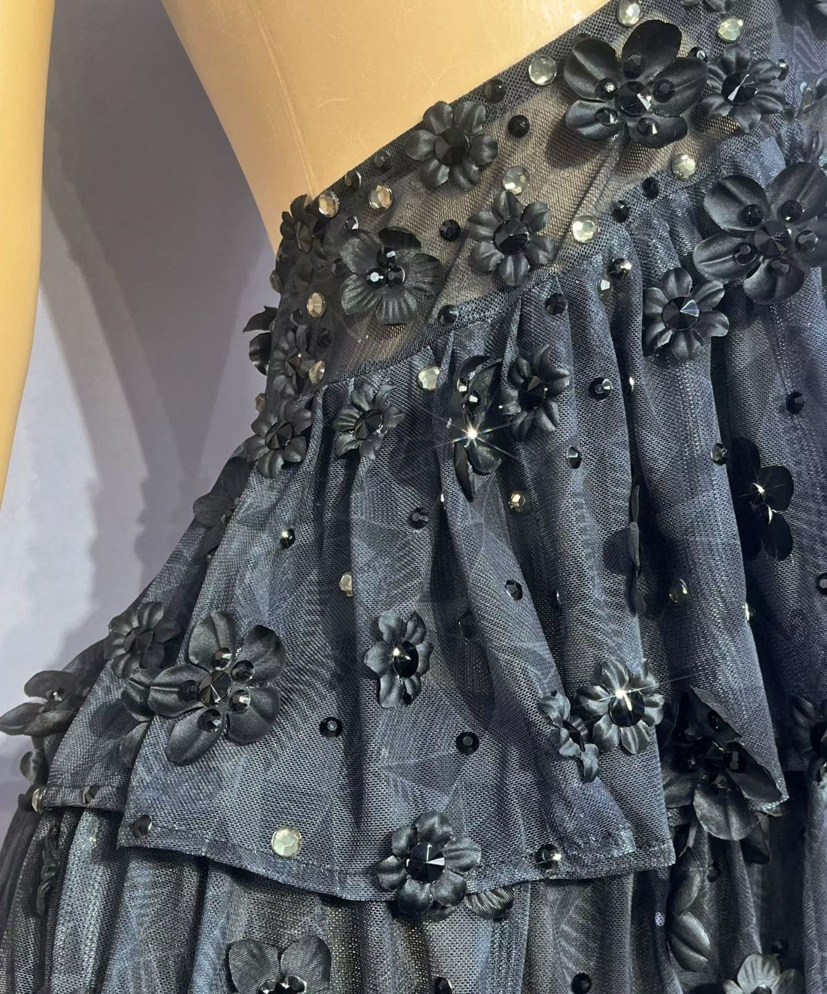 CELESINYI Heisenlin Crystal 3D Rose Mini Dress