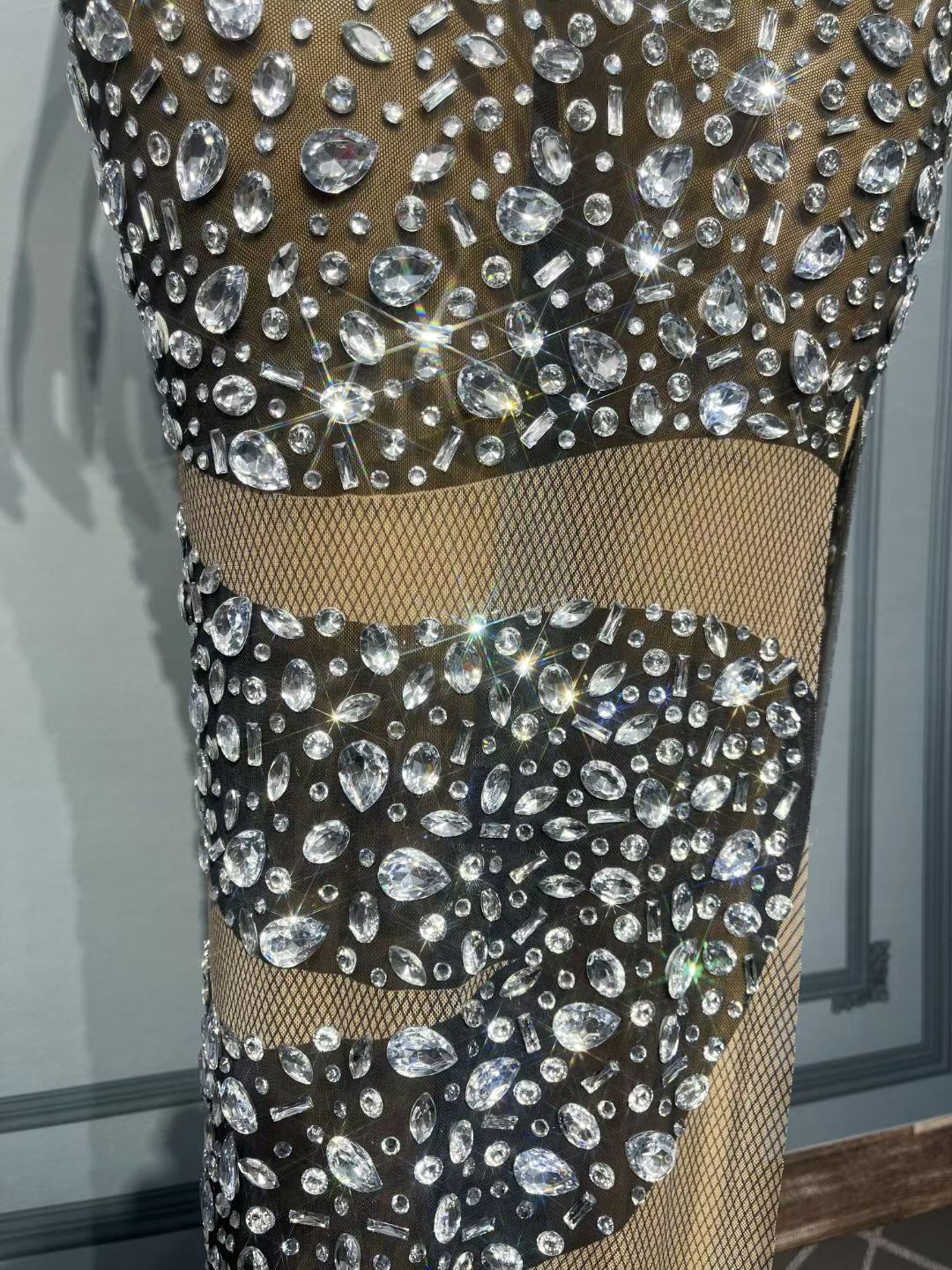 CELESINYI Sizuan Crystal Wave S Gown