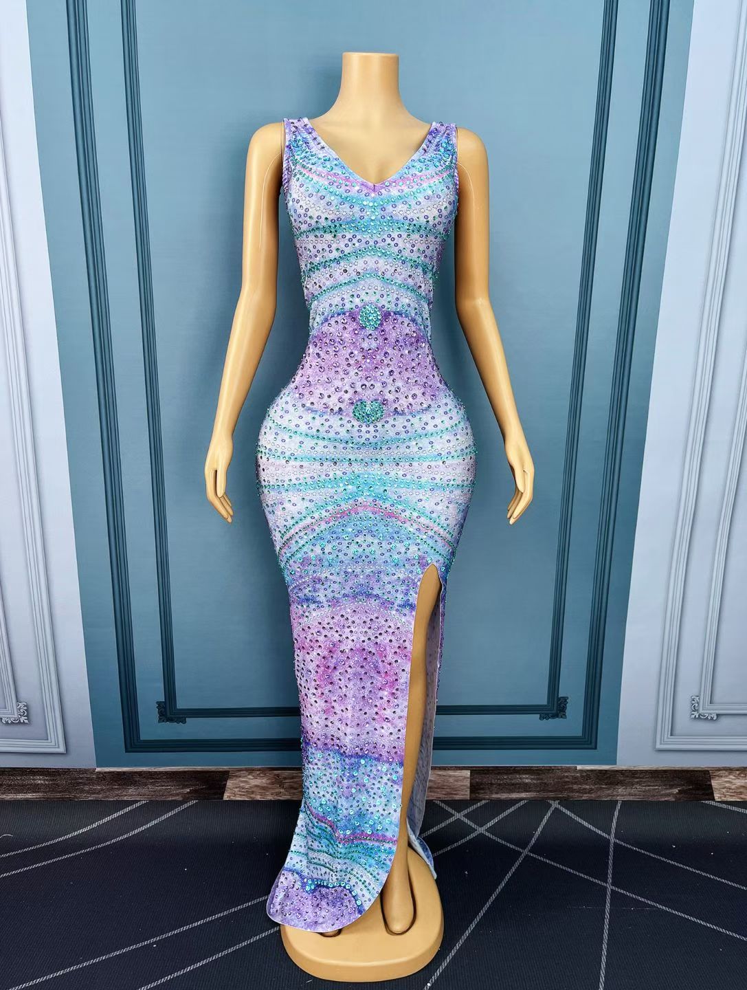 CELESINYI Lanzi Crystal Lavender Wave Gown
