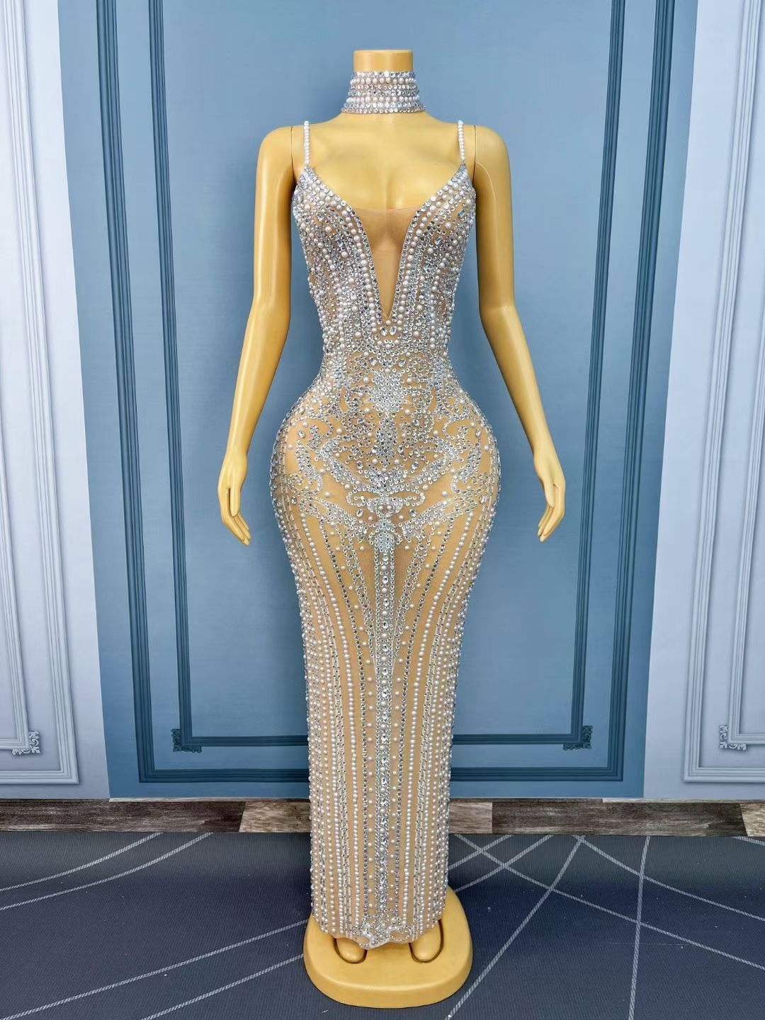 CELESINYI Tianlianjie Crystal Pearl Necklace Gown
