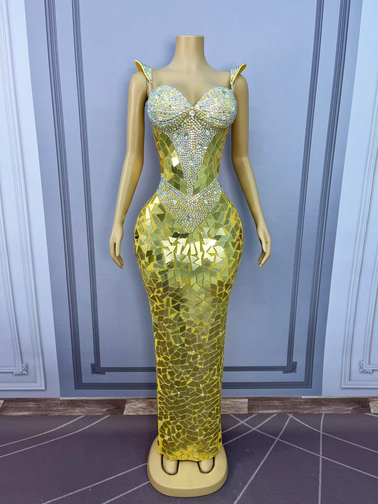 CELESINYI Jingpian Crystal Mirror Shard Gown (Gold)