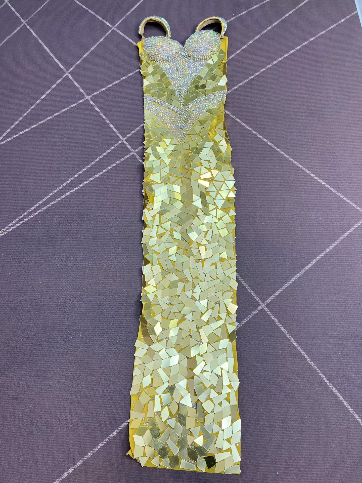 CELESINYI Jingpian Crystal Mirror Shard Gown (Gold)