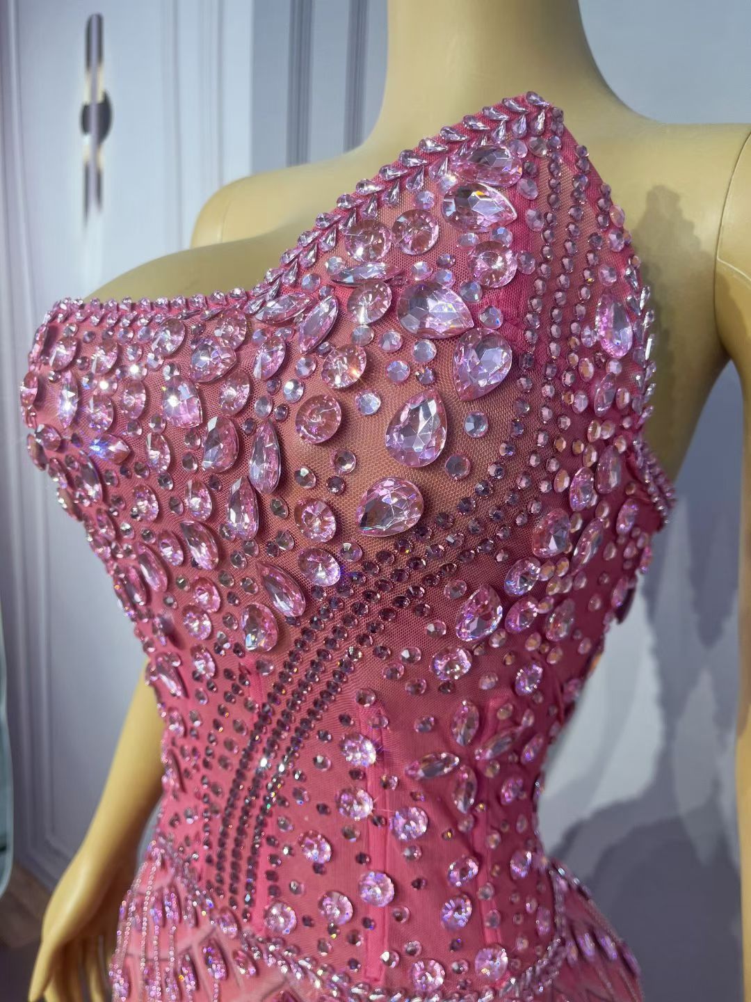 CELESINYI Wushe Crystal Pink Mermaid Gown