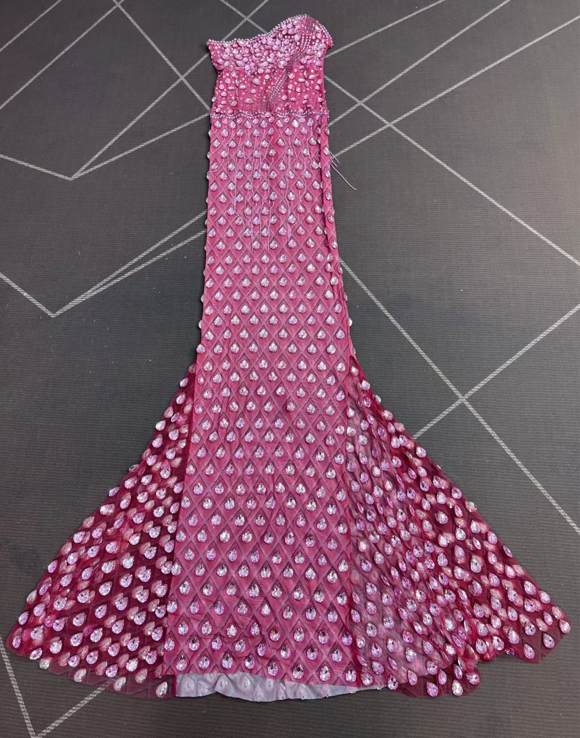 CELESINYI Wushe Crystal Pink Mermaid Gown