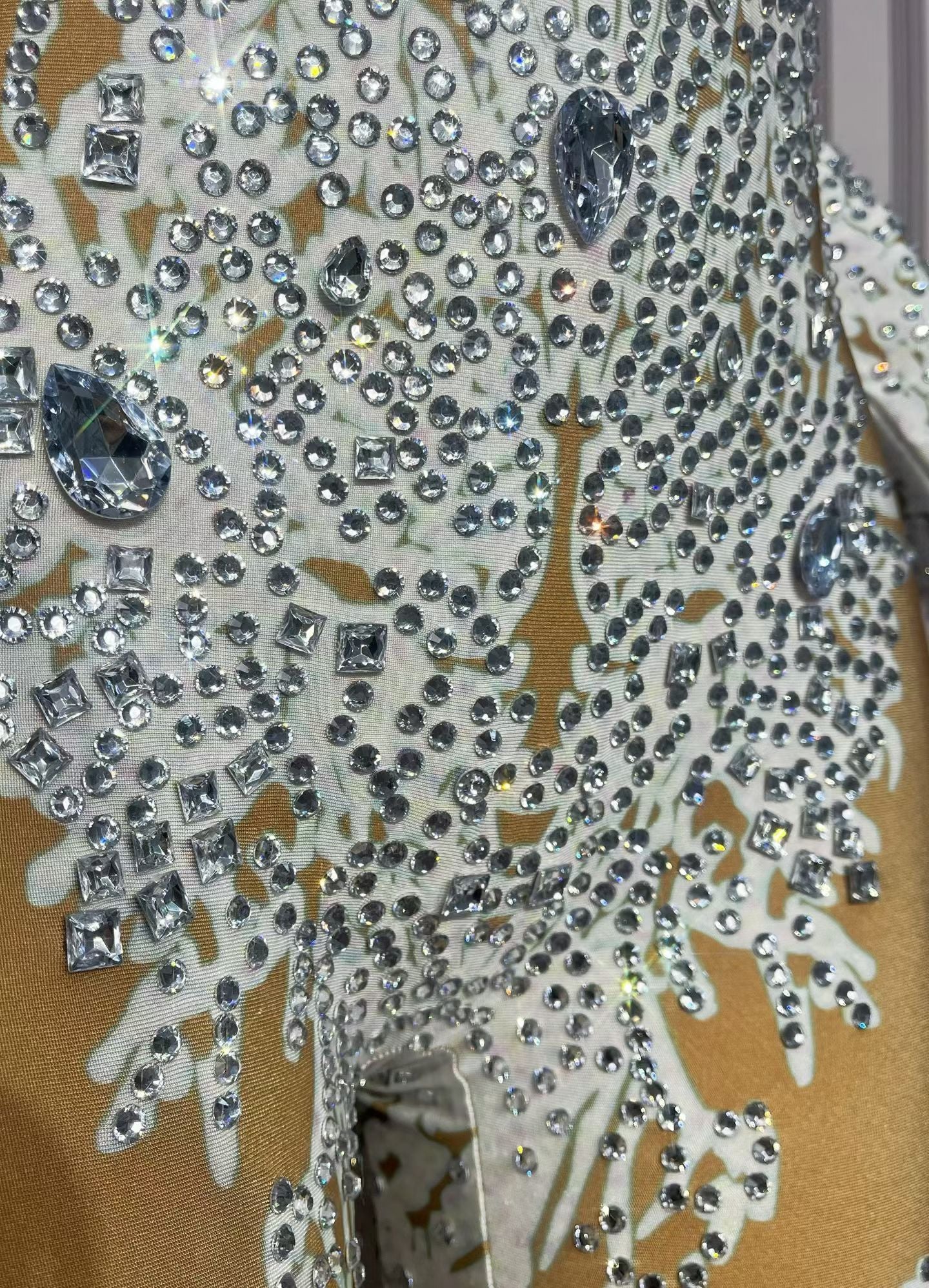 CELESINYI Geseputao Crystal Illusion Catsuit (White Clear)