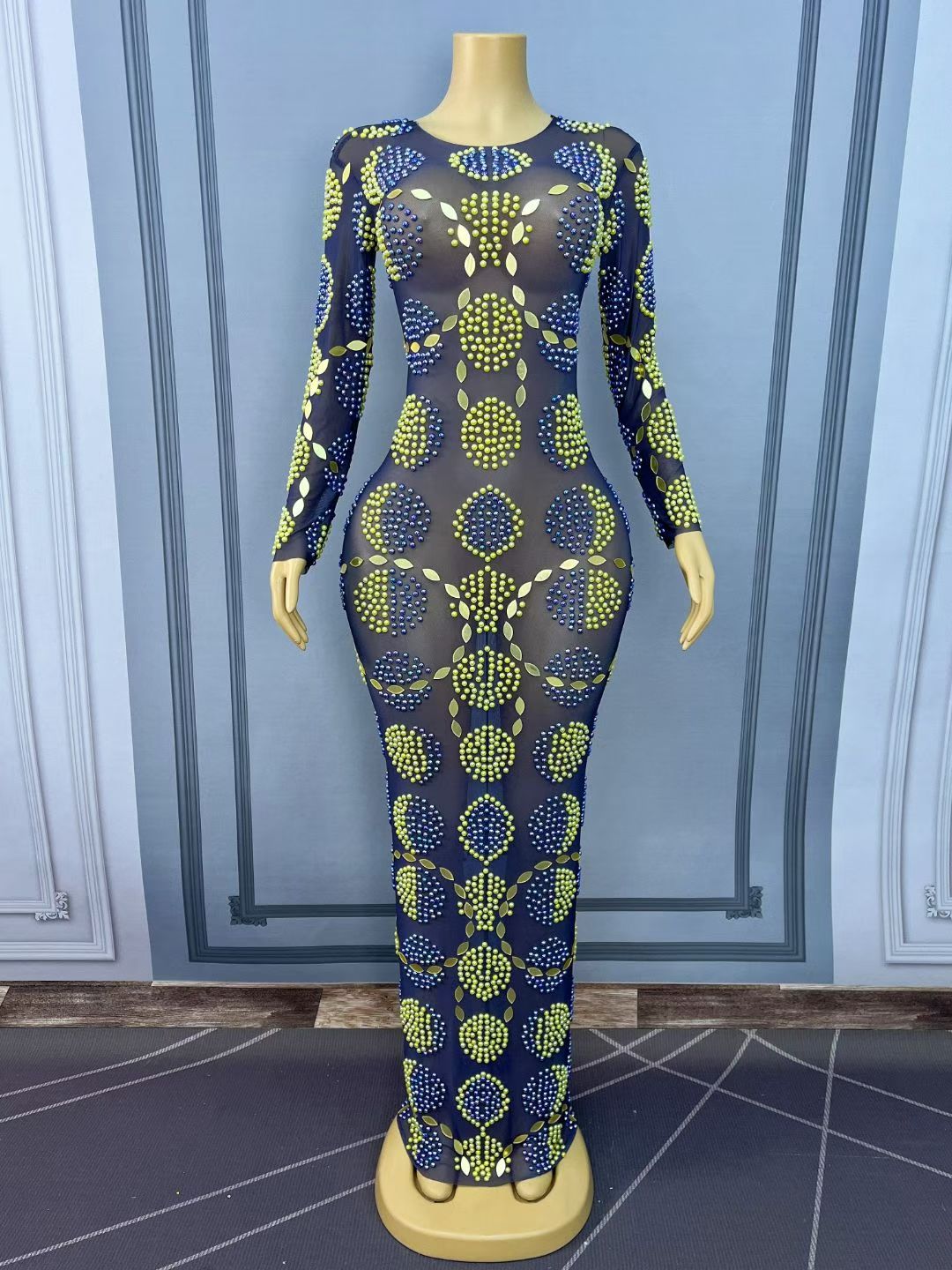 CELESINYI Jinlun Crystal Gold Leaf Beaded Gown
