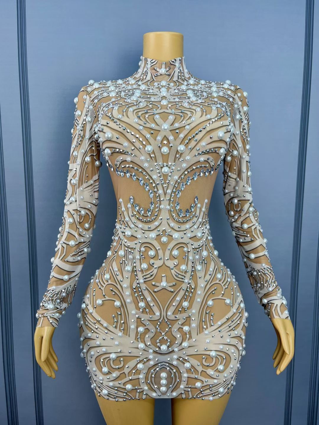 CELESINYI Xuehuabing Crystal Pearl Baroque Mini Dress