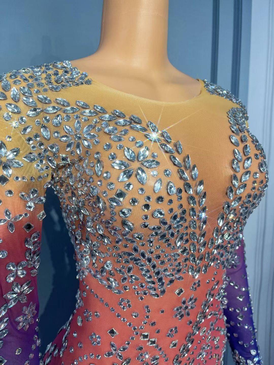 CELESINYI Xingchen Crystal Gradient Illusion Gown