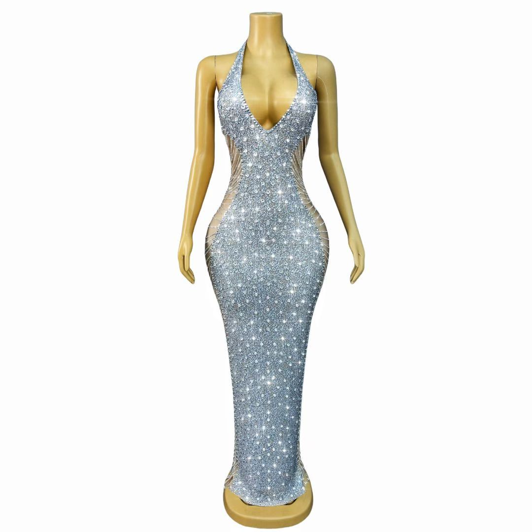 CELESINYI Lianliankan Crystal Side Cutout Halter Gown