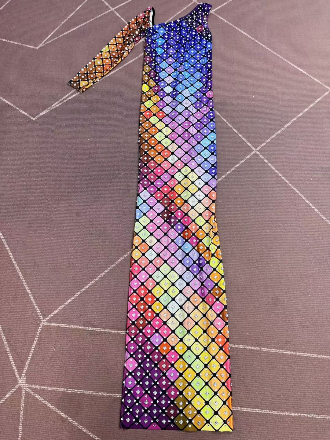 CELESINYI Caige Crystal Rainbow Grid One-Shoulder Gown