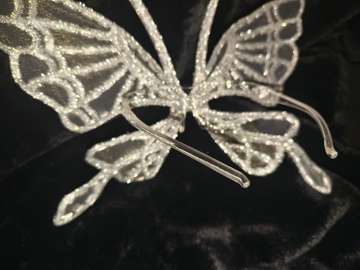 CELESINYI Hudiemianju Crystal Butterfly Mask