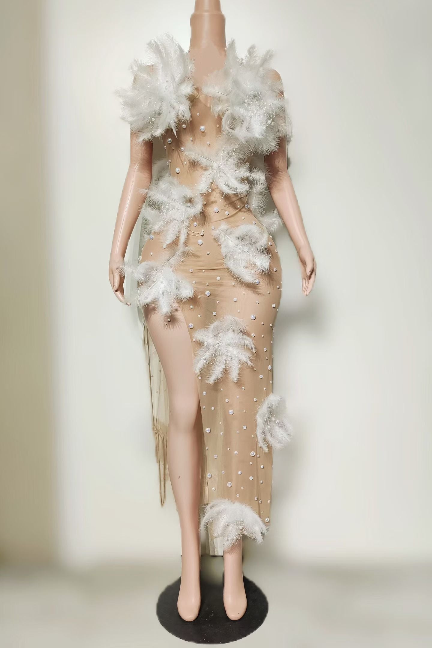 CELESINYI Yanxue Crystal Pearl Feather Gown