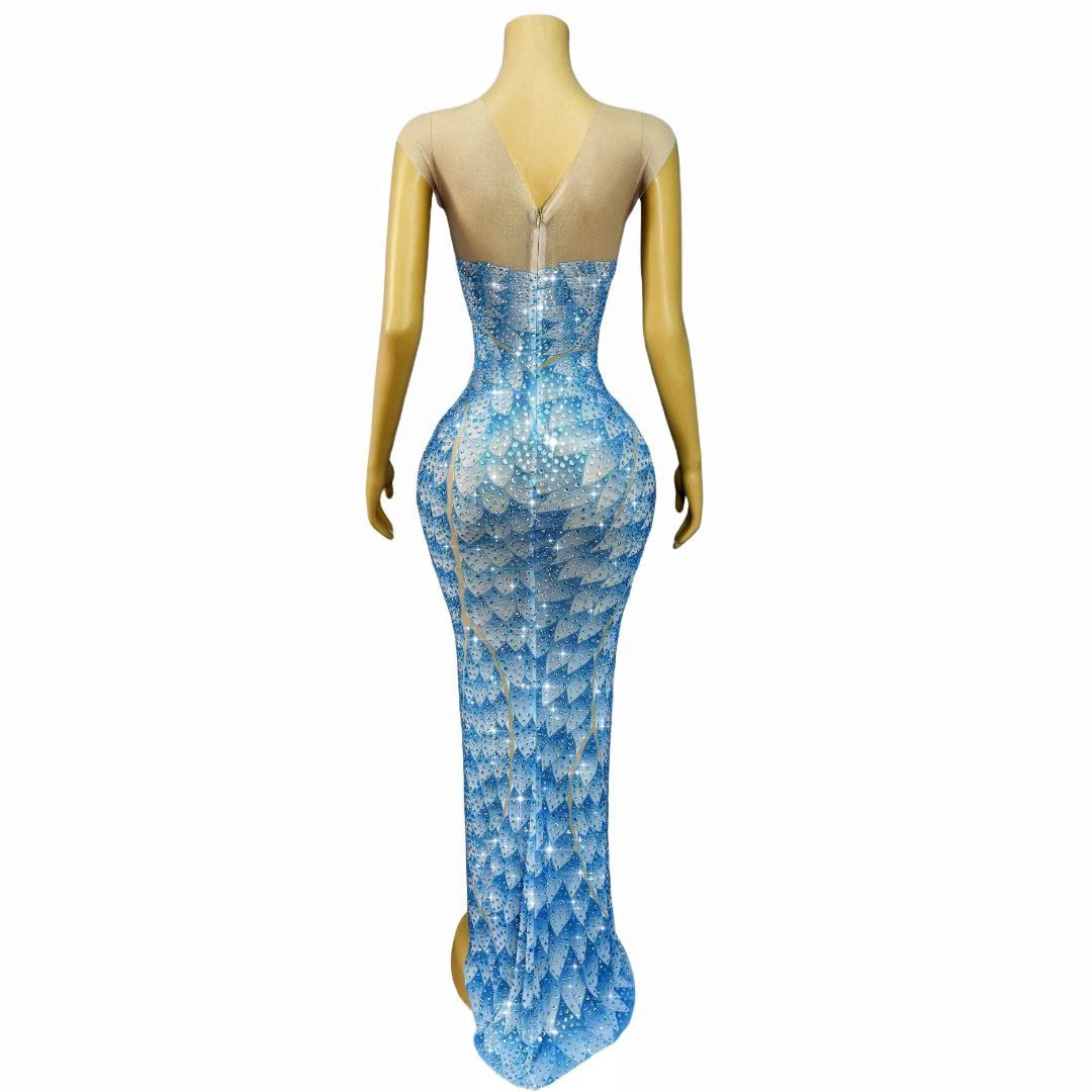 CELESINYI Linyun Crystal Scale Wave Gown