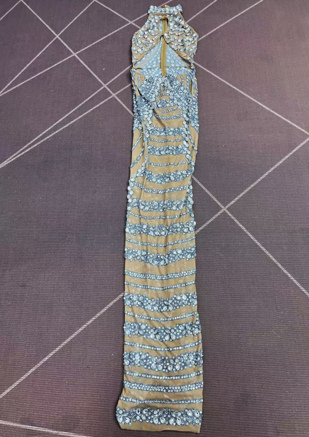 CELESINYI Lianxing Crystal Keyhole Choker Gown